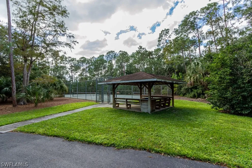 2132 Tama Circle Naples FL 34112