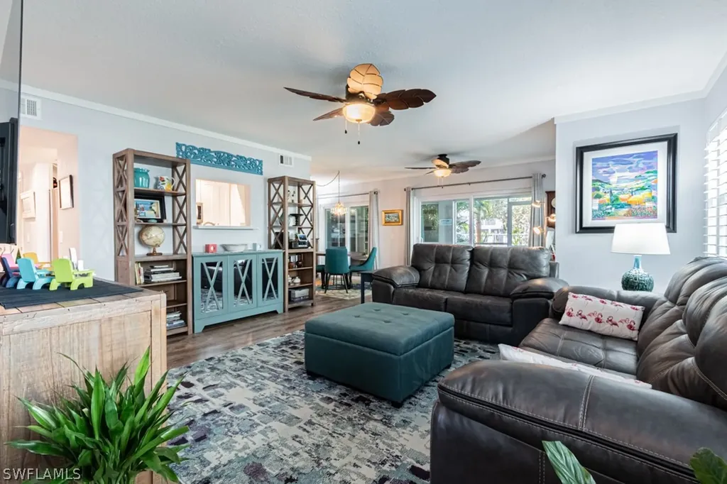 2132 Tama Circle Naples FL 34112