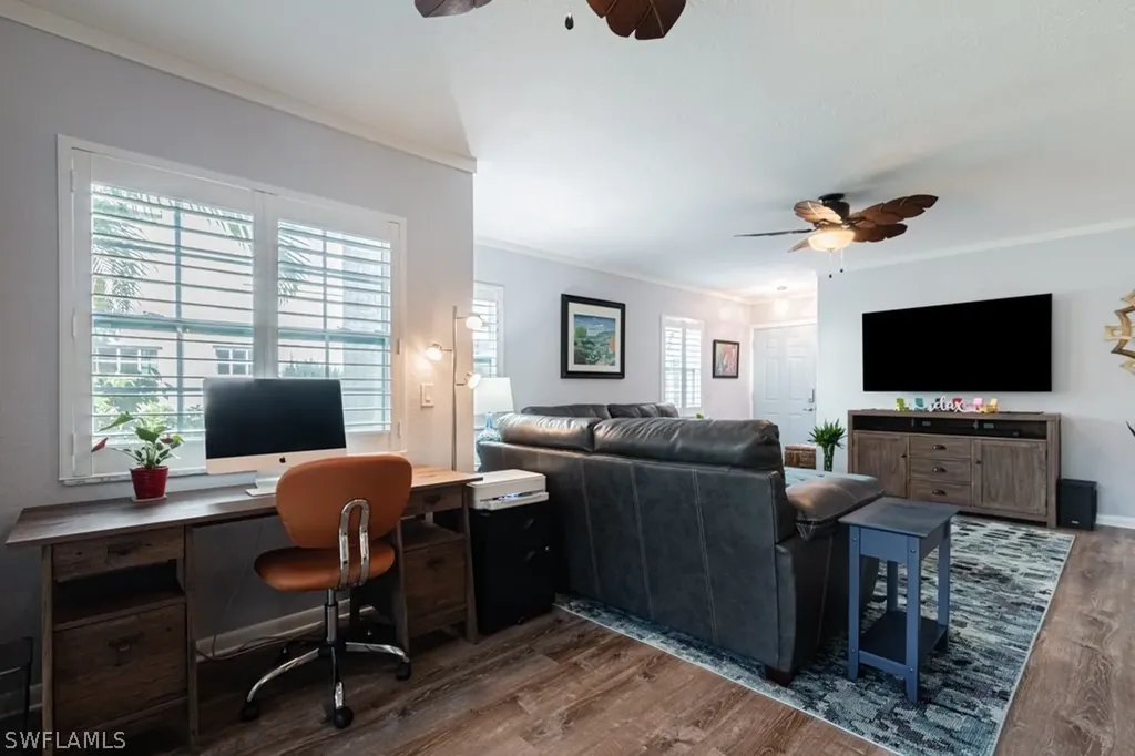 2132 Tama Circle Naples FL 34112