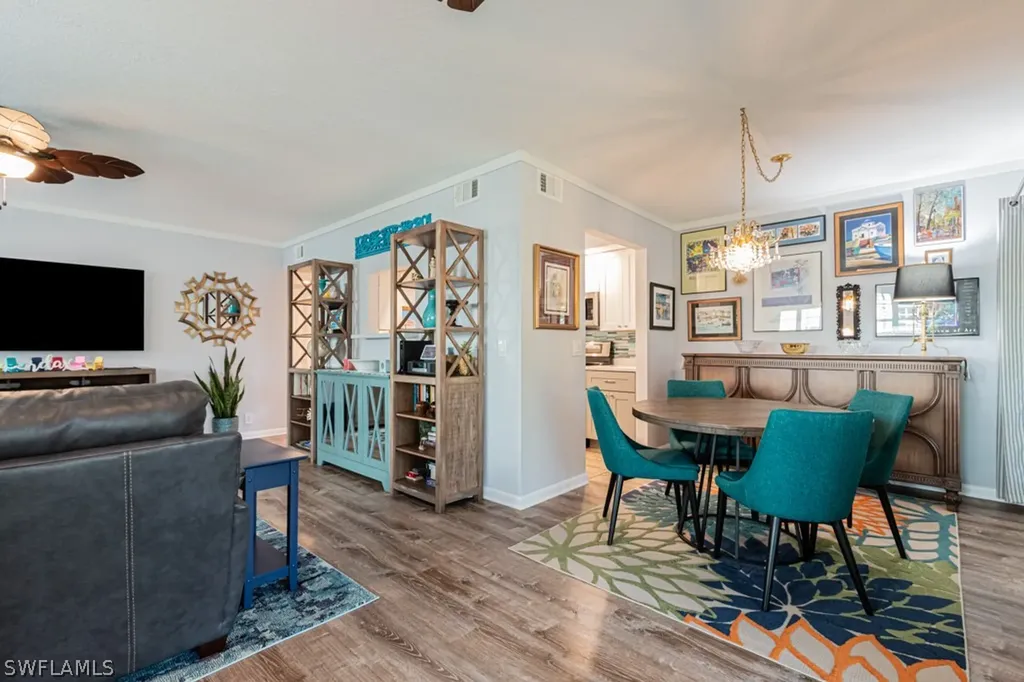 2132 Tama Circle Naples FL 34112