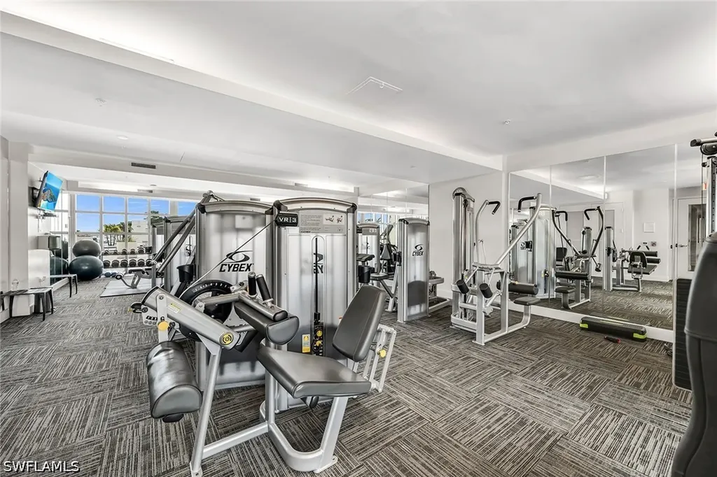 3000 Oasis Grand Boulevard Fort Myers FL 33916