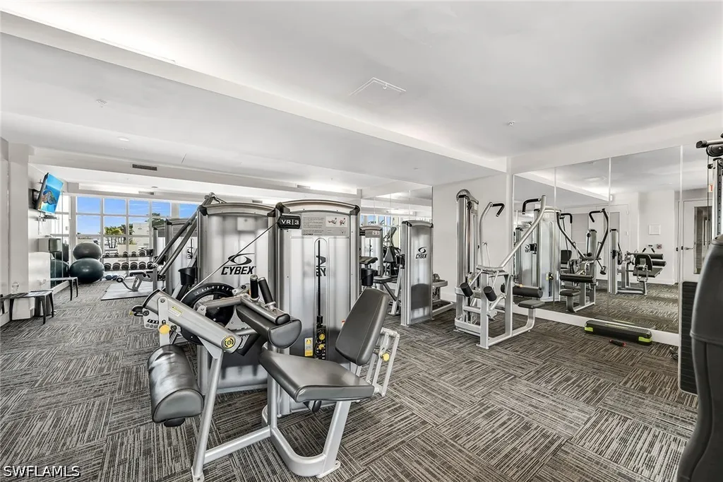 3000 Oasis Grand Boulevard Fort Myers FL 33916