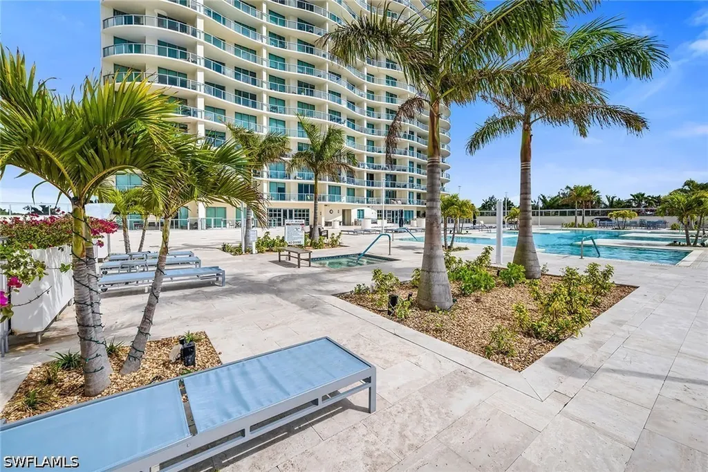 3000 Oasis Grand Boulevard Fort Myers FL 33916