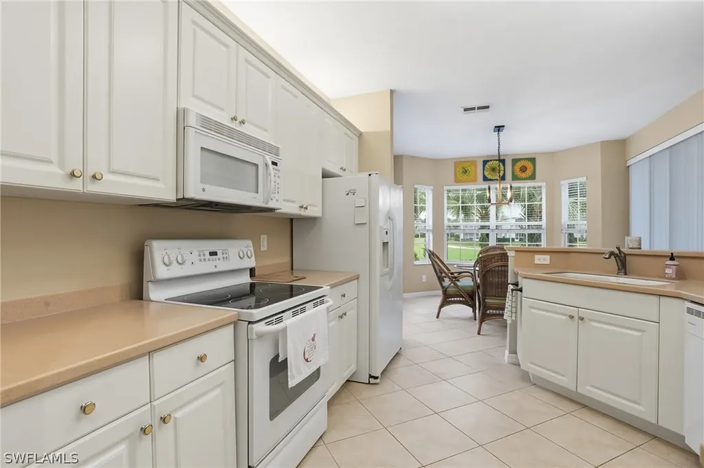 28121 Hiram Street Bonita Springs FL 34135