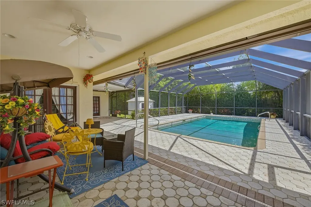 2752 14th Street N Naples FL 34103