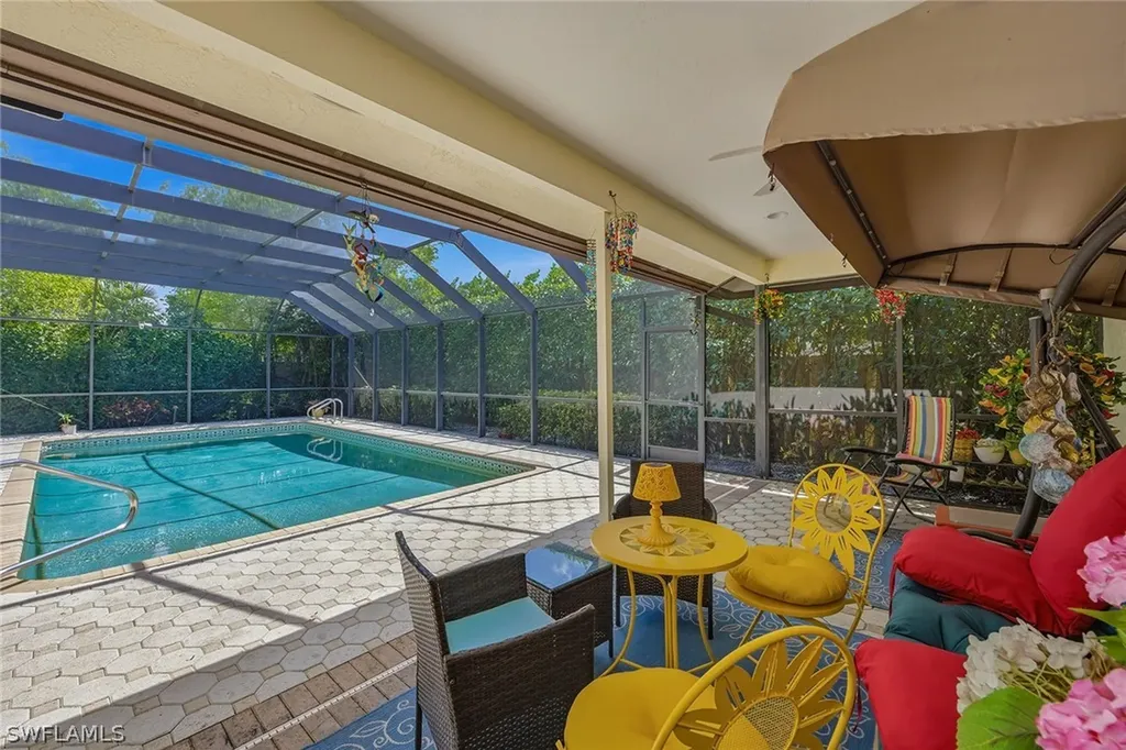2752 14th Street N Naples FL 34103