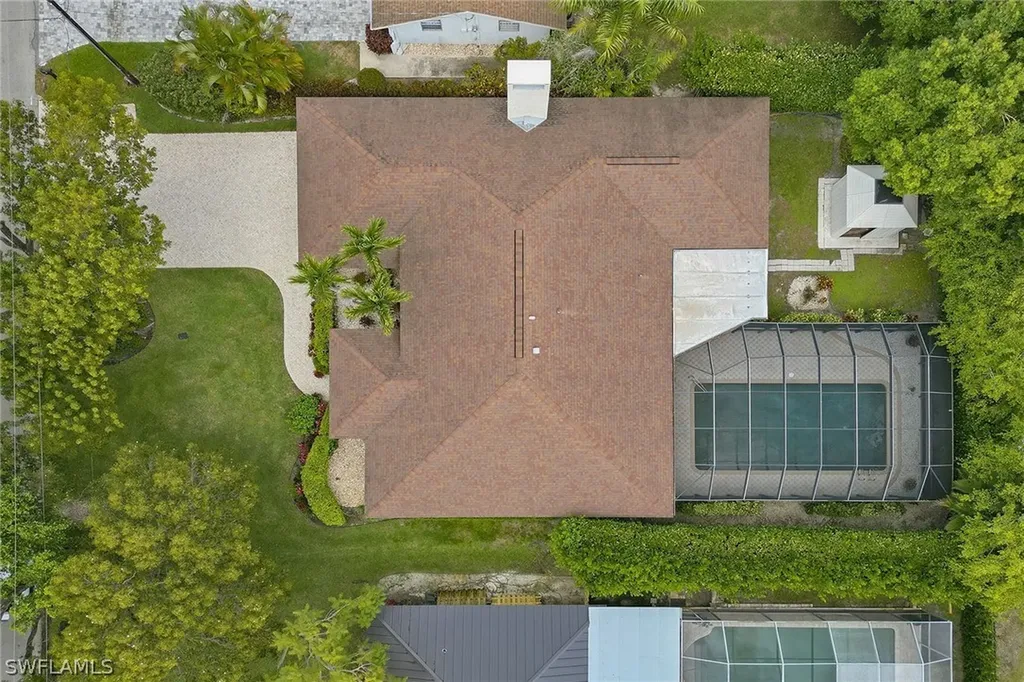 2752 14th Street N Naples FL 34103