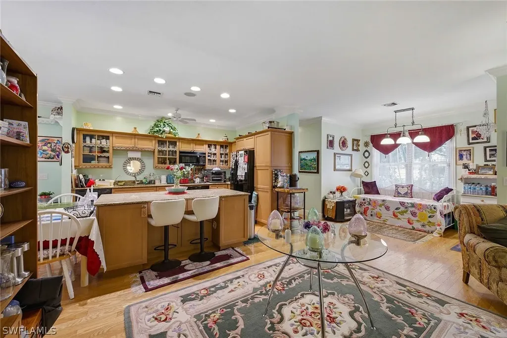 2752 14th Street N Naples FL 34103