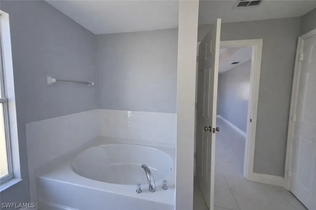 3012 40th Street SW Lehigh Acres FL 33976