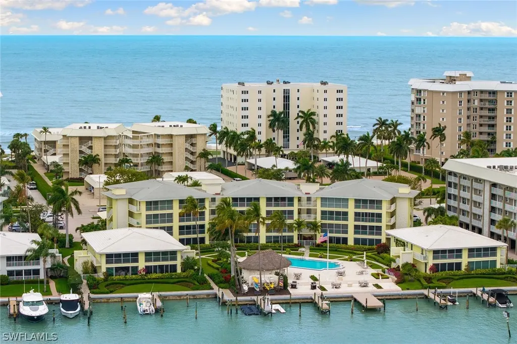 2850 Gulf Shore Boulevard N Naples FL 34103