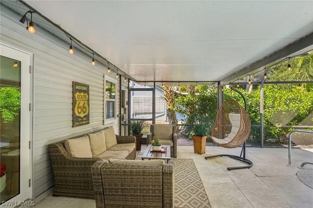 4439 Rosea Court Naples FL 34104