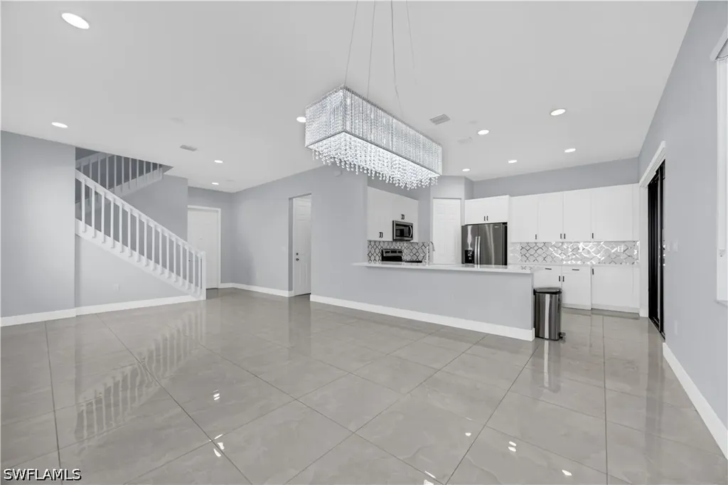 9045 Madrid Circle Naples FL 34104