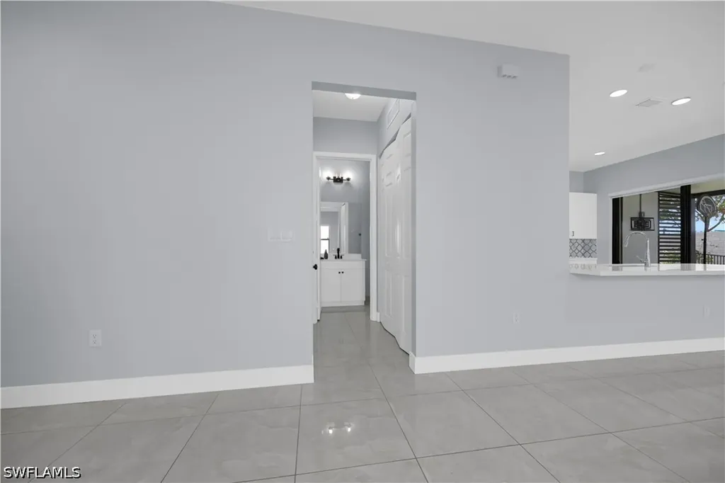 9045 Madrid Circle Naples FL 34104