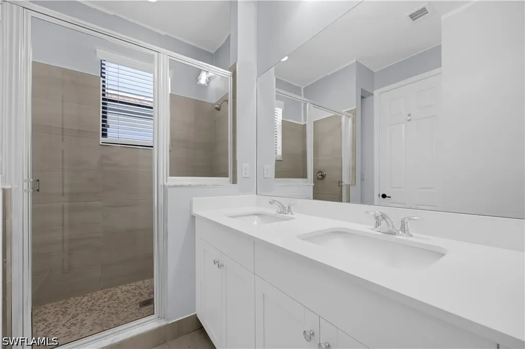 9045 Madrid Circle Naples FL 34104