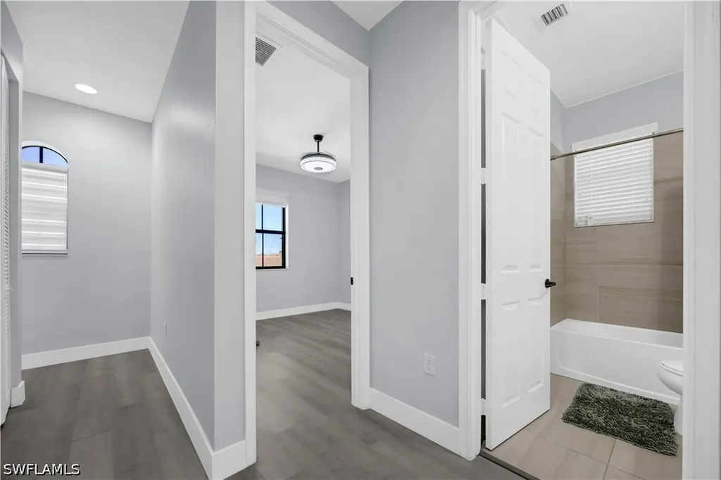 9045 Madrid Circle Naples FL 34104