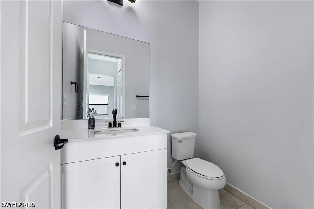 9045 Madrid Circle Naples FL 34104