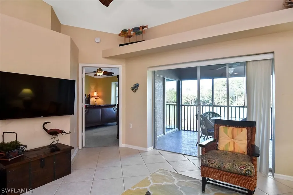 3870 Sawgrass Way Naples FL 34112