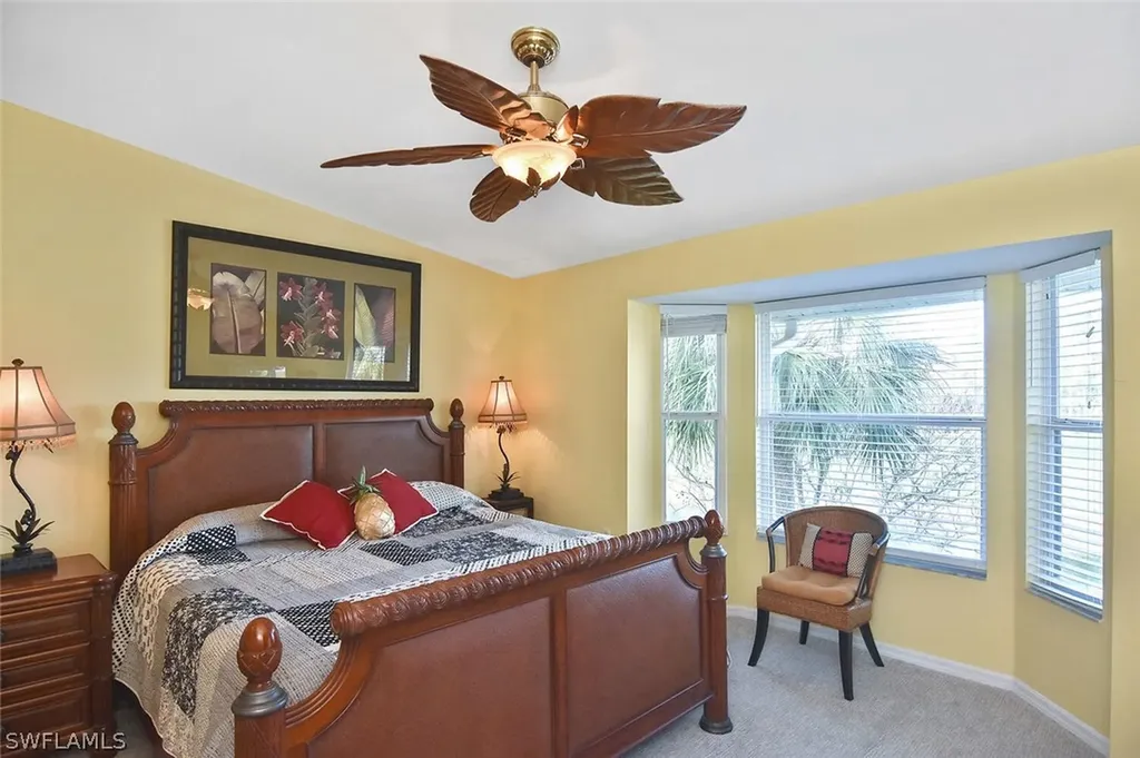 3870 Sawgrass Way Naples FL 34112