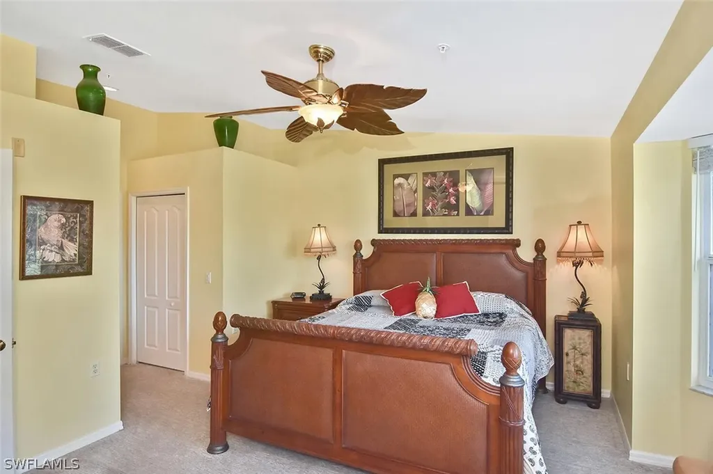 3870 Sawgrass Way Naples FL 34112