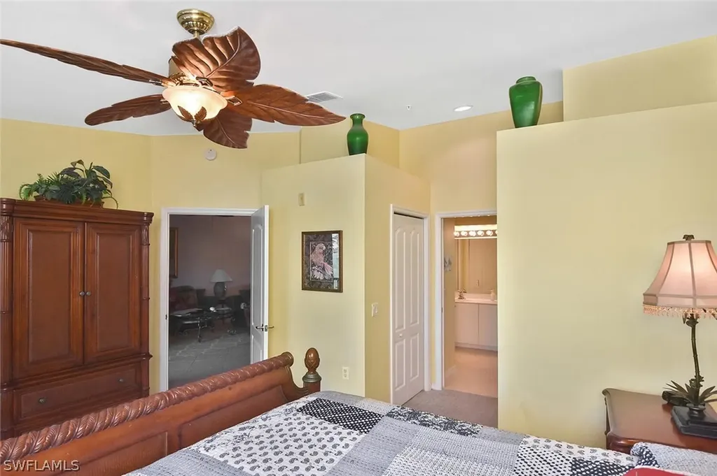 3870 Sawgrass Way Naples FL 34112