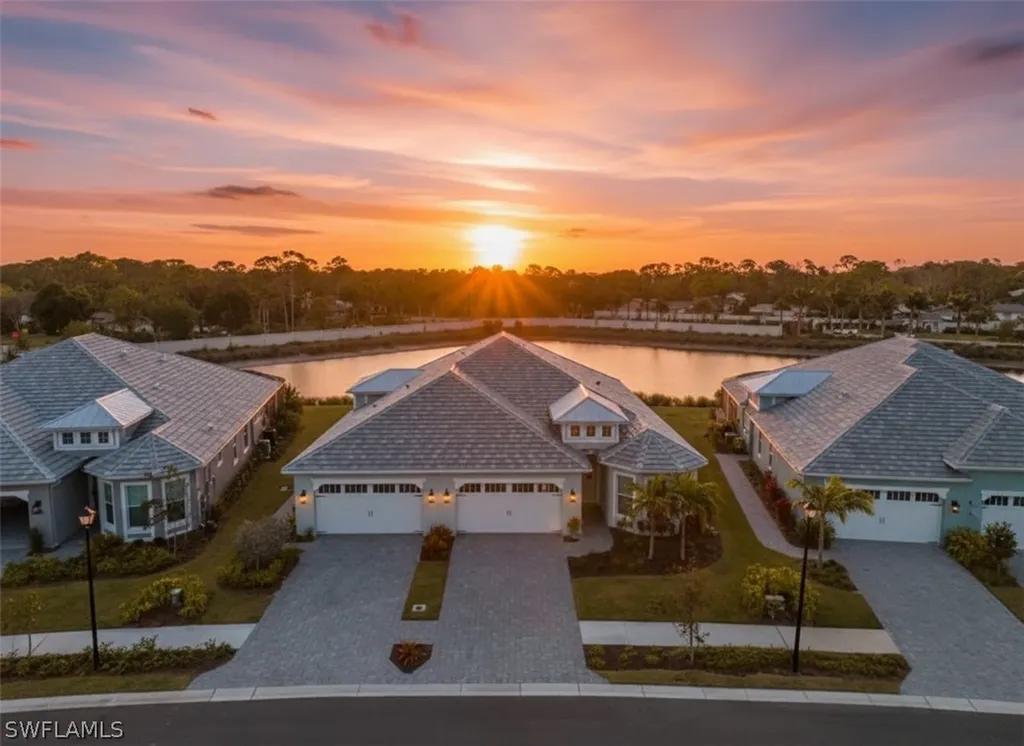 8821 Yucatan Court Naples FL 34112