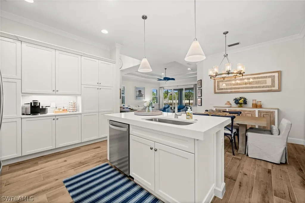 8821 Yucatan Court Naples FL 34112