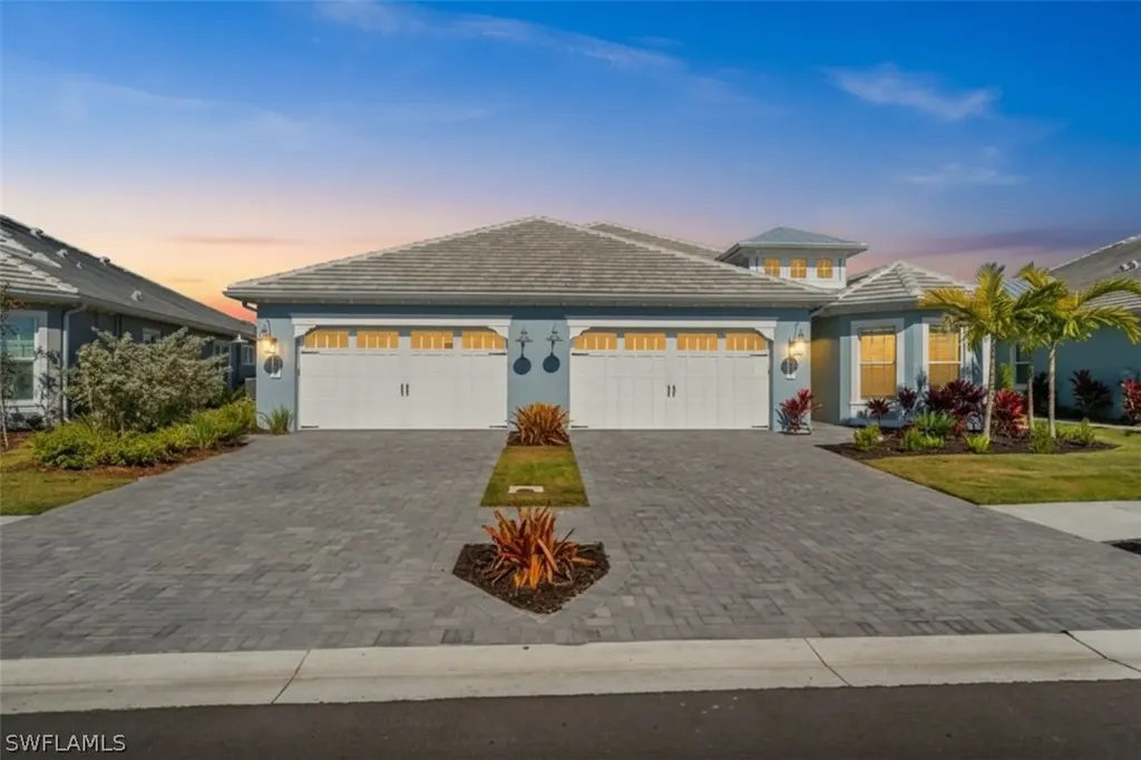 8821 Yucatan Court Naples FL 34112