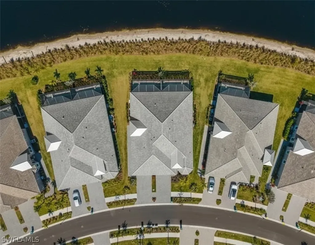 8821 Yucatan Court Naples FL 34112