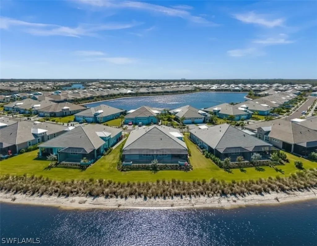 8821 Yucatan Court Naples FL 34112