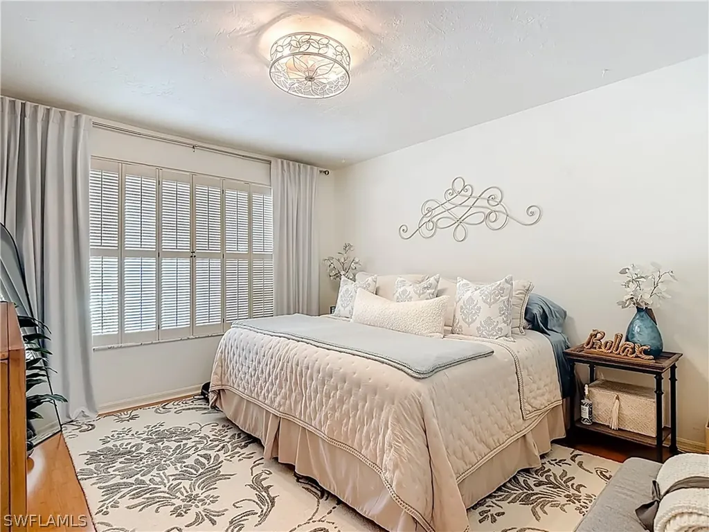 340 Horse Creek Drive Naples FL 34110