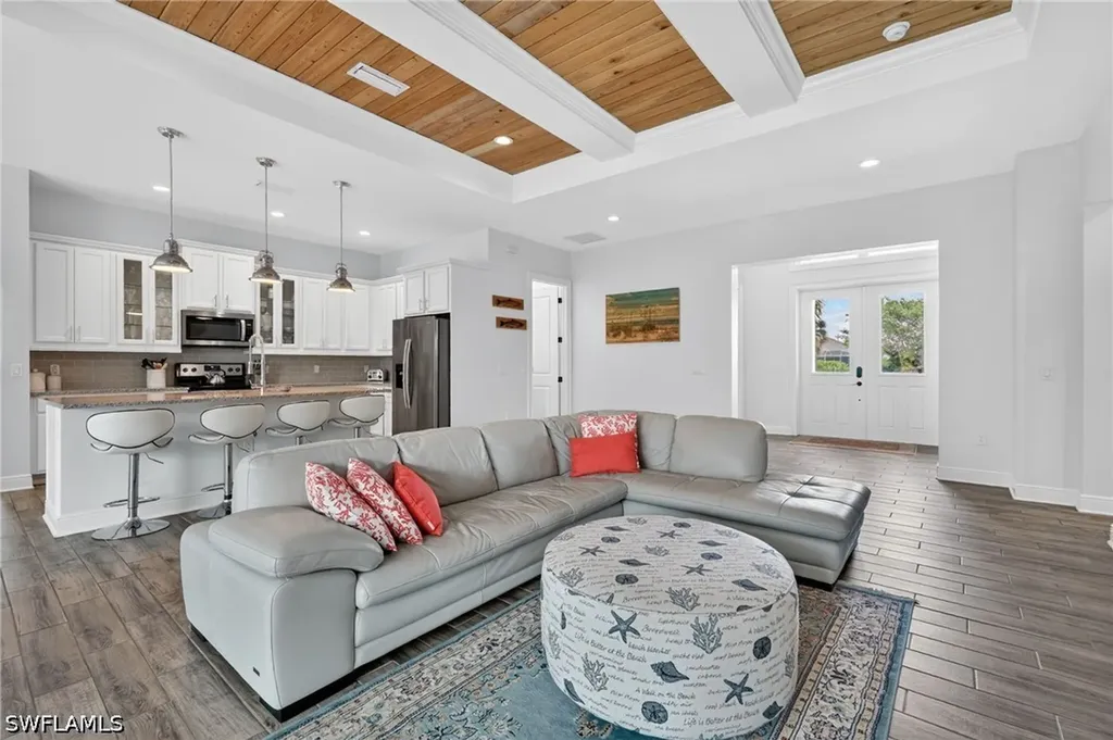 118 Bermuda Drive N Marco Island FL 34145