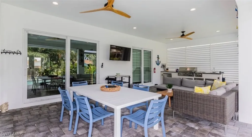 118 Bermuda Road N Marco Island FL 34145