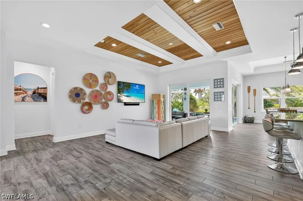 118 Bermuda Drive N Marco Island FL 34145