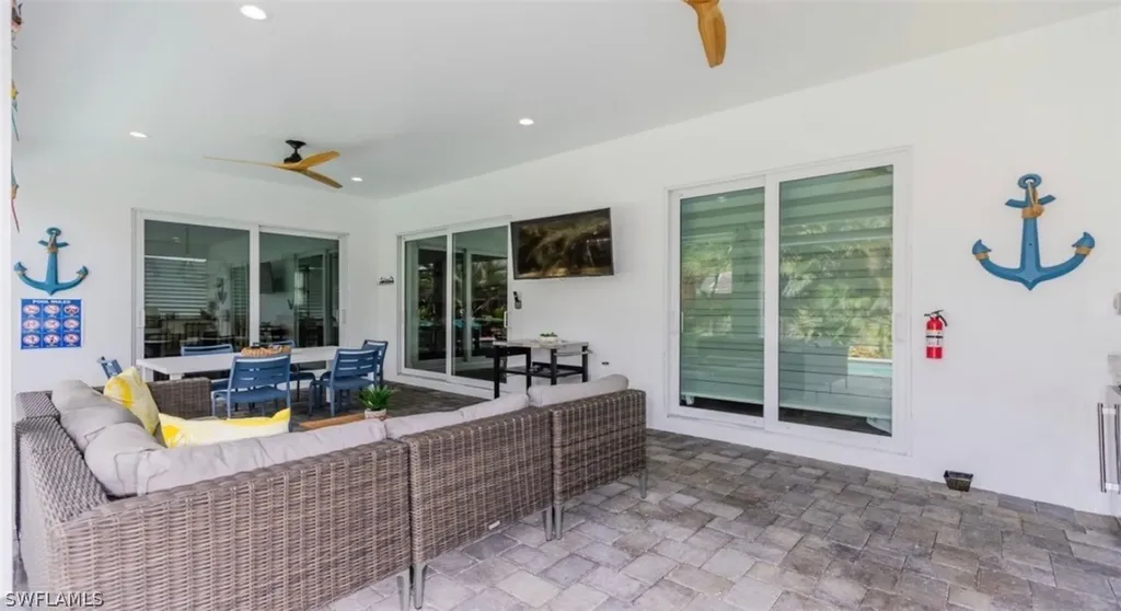 118 Bermuda Road N Marco Island FL 34145