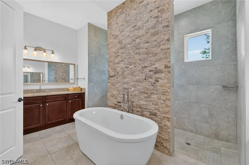 118 Bermuda Drive N Marco Island FL 34145