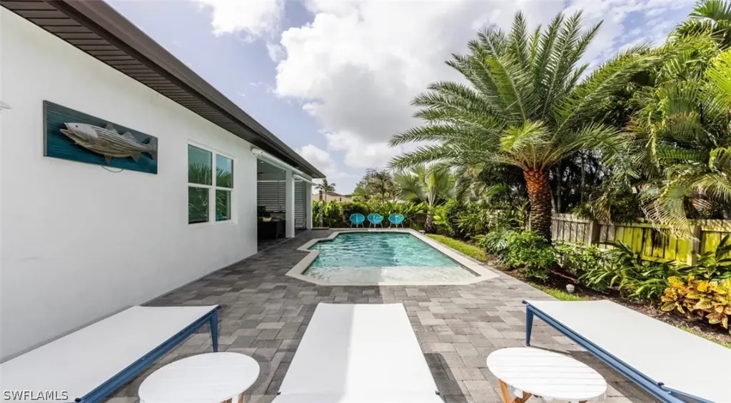 118 Bermuda Drive N Marco Island FL 34145