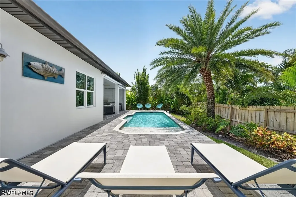 118 Bermuda Drive N Marco Island FL 34145