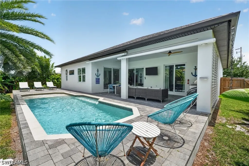 118 Bermuda Drive N Marco Island FL 34145