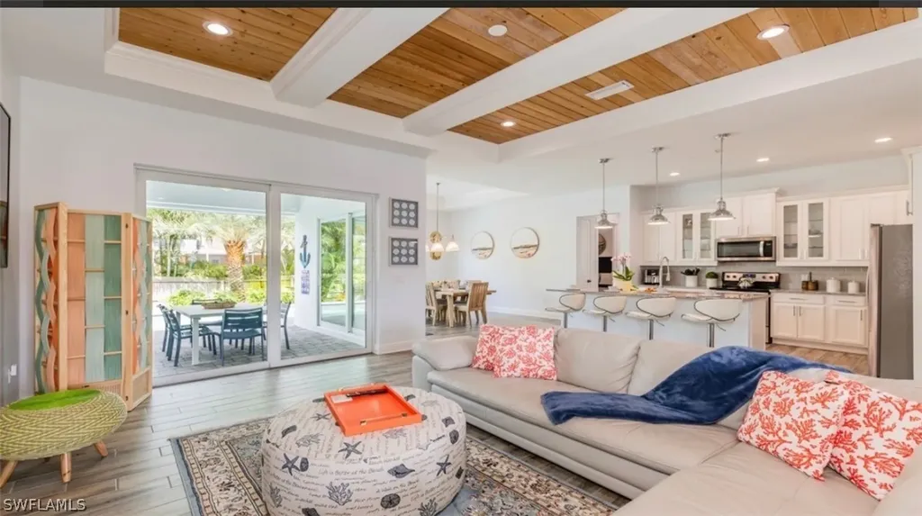 118 Bermuda Road N Marco Island FL 34145