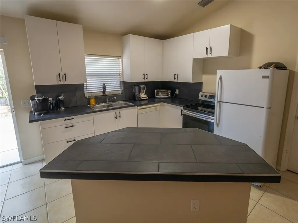 17383 + 17395 Cleveland Drive Fort Myers FL 33967