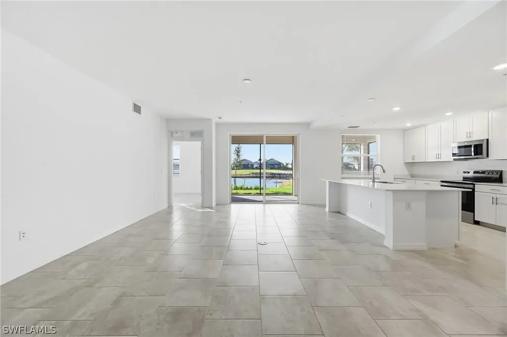 5609 Newcastle Court The National Golf & Country Club At Ave Maria FL 34142