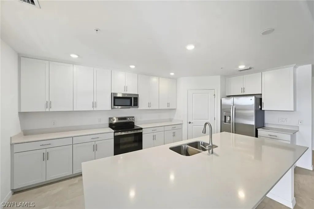 5609 Newcastle Court The National Golf & Country Club At Ave Maria FL 34142