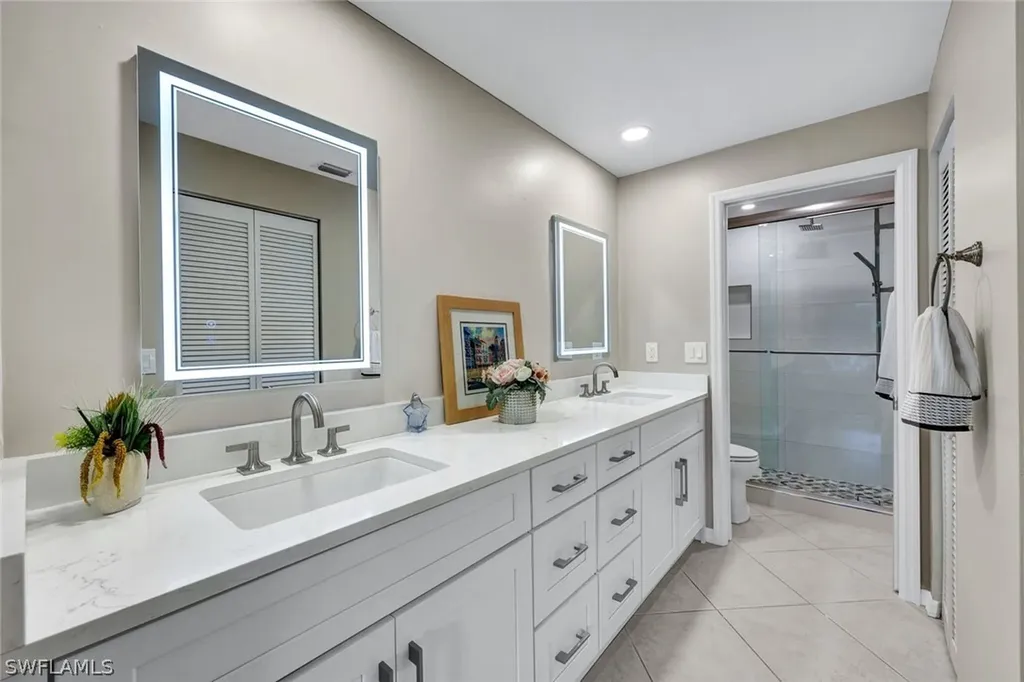 859 Tanbark Drive Naples FL 34108