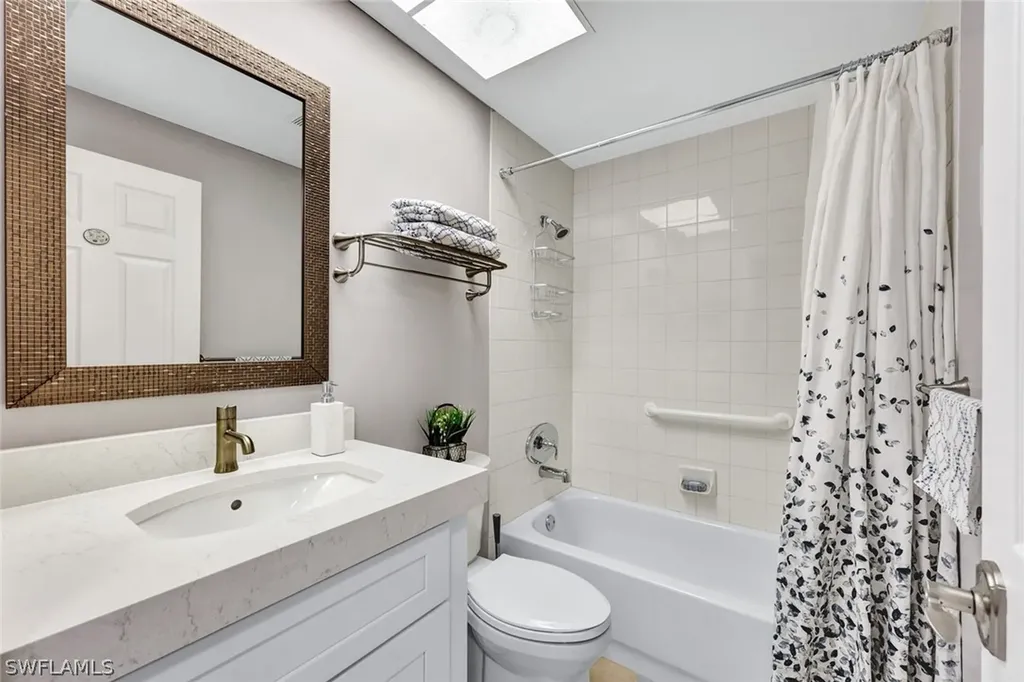 859 Tanbark Drive Naples FL 34108