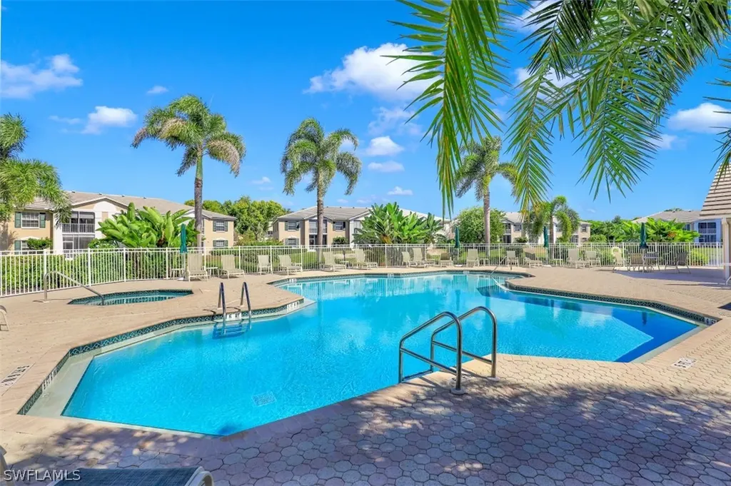 859 Tanbark Drive Naples FL 34108