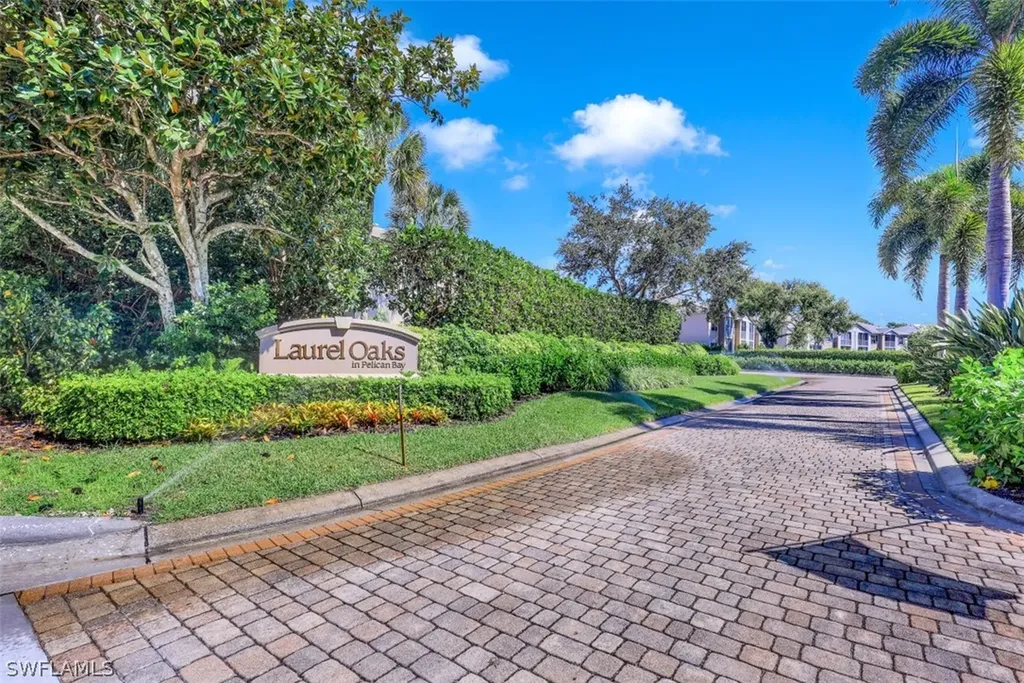 859 Tanbark Drive Naples FL 34108