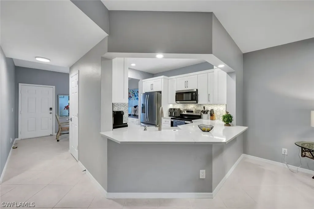 859 Tanbark Drive Naples FL 34108