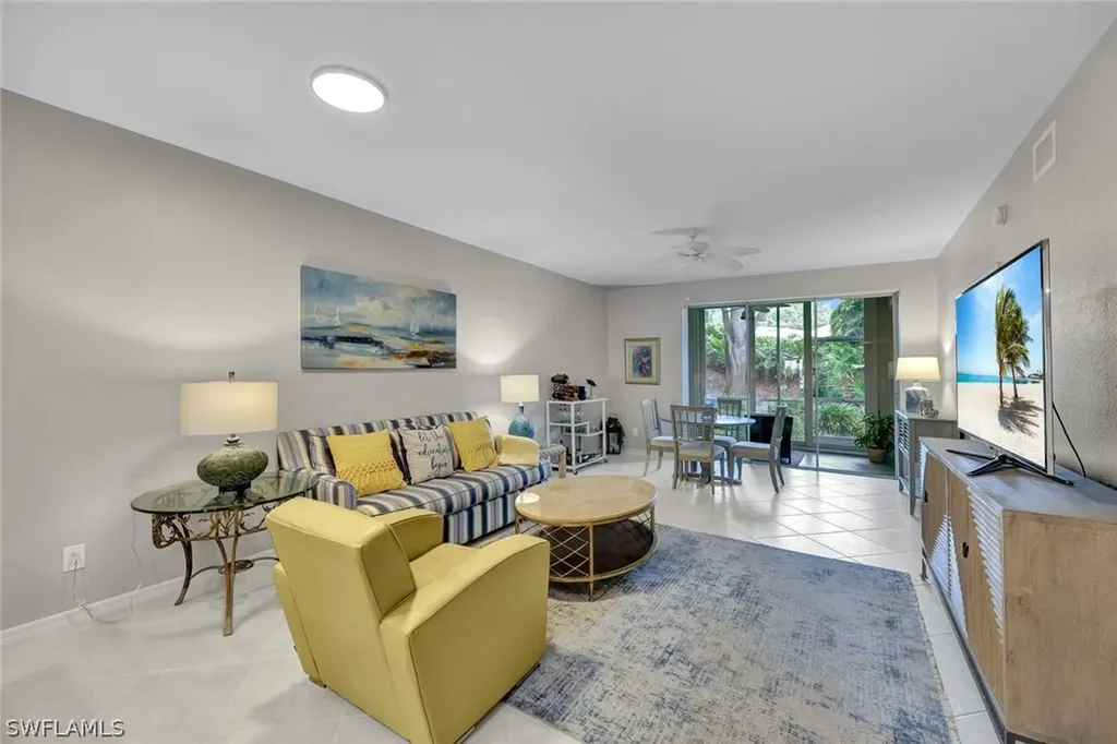 859 Tanbark Drive Naples FL 34108