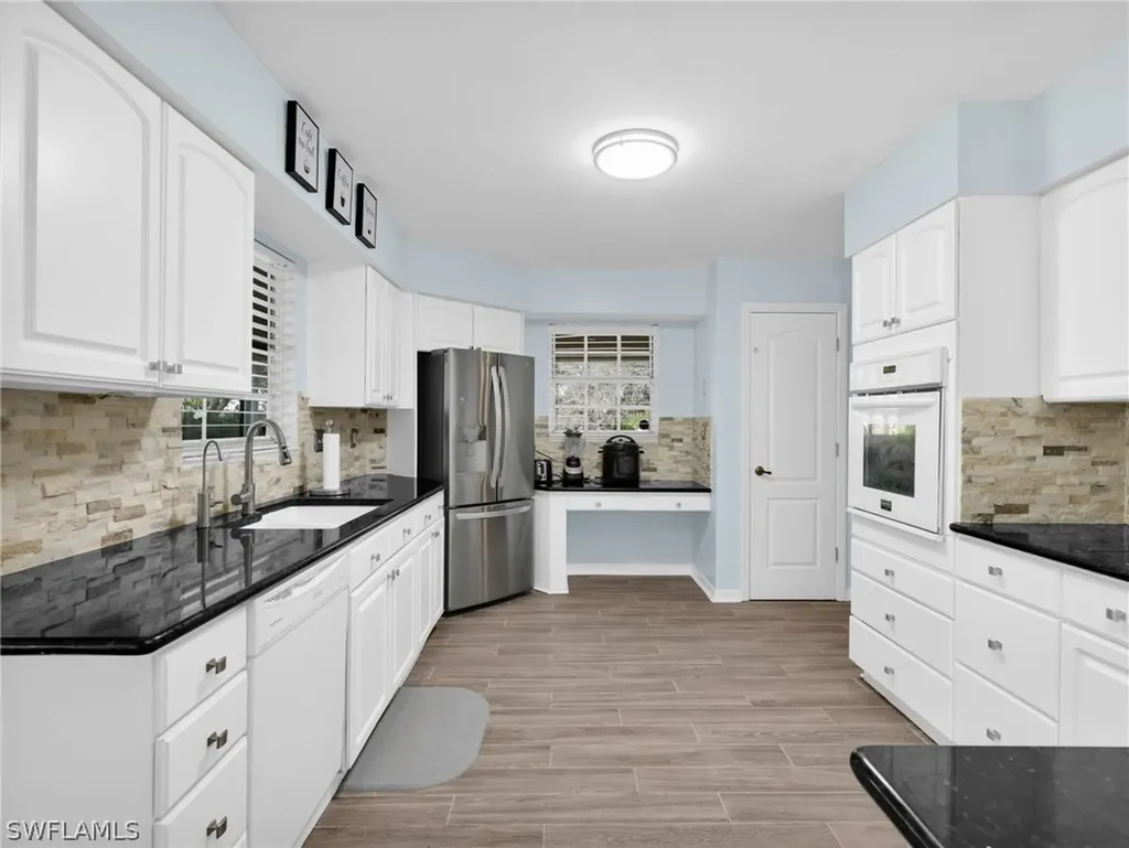 1712 Frontier Circle Labelle FL 33935