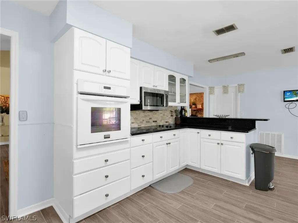 1712 Frontier Circle Labelle FL 33935